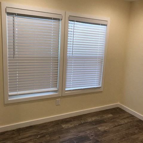 1103 W 64th St Los Angeles, CA 90044 - Photo 4 of 8