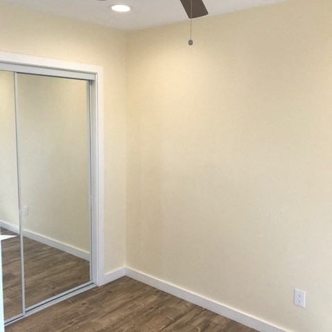 1103 W 64th St Los Angeles, CA 90044 - Photo 6 of 8