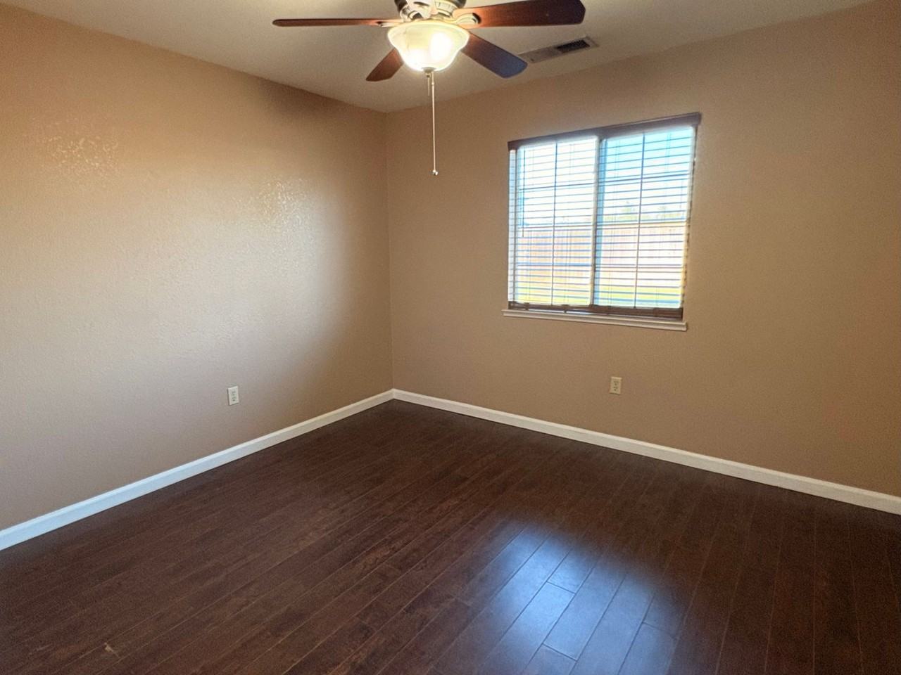 412 Chaffee Ln - Photo 7 of 13