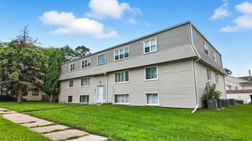 featured image of 1014 Leavitt Street