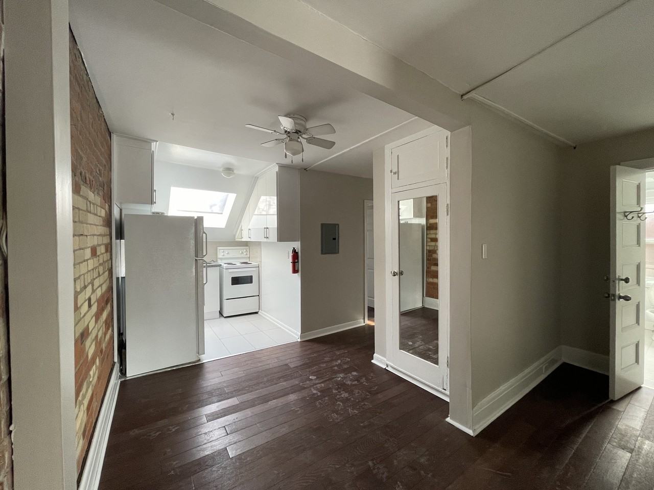 Dupont St & Spadina Rd #5 - Photo 7 of 11