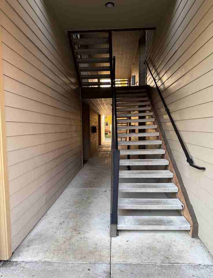 Sierra Point Apartments - Photo 3 of 27