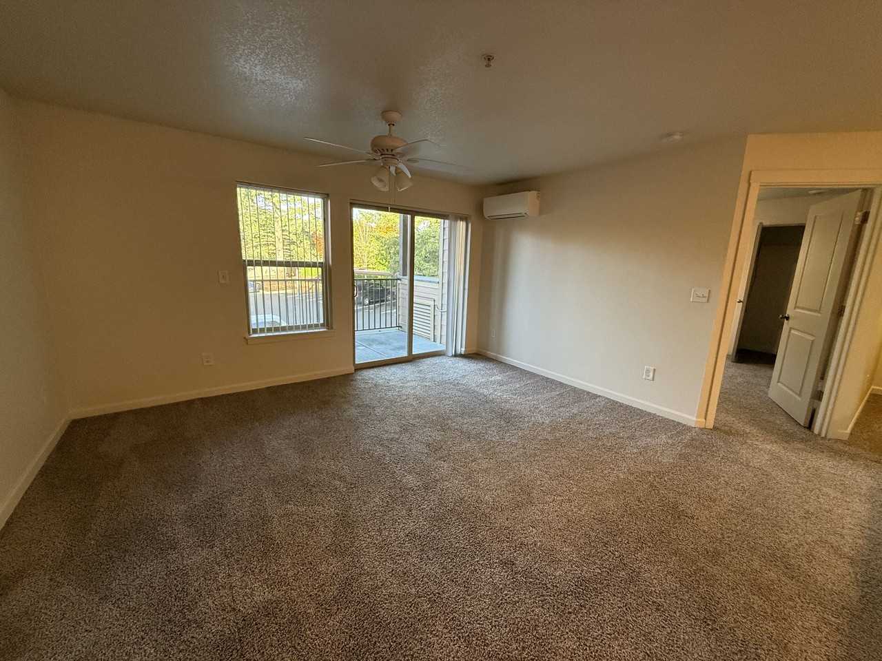 Sierra Point Apartments - Photo 4 of 27