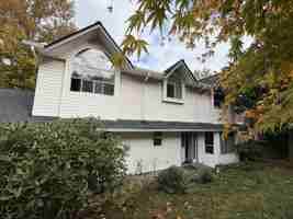 featured image of 2262 Woodstock Drive #upper