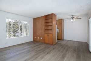 featured image of 1827 Reed Ave