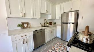 Spacious 1 & 2 Bedroom Apartments - Photo 1 of 1