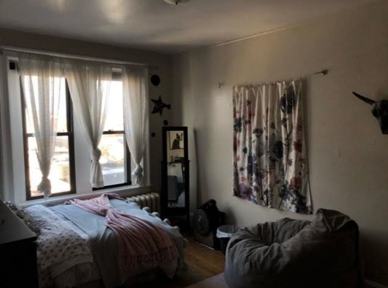 445 Park Dr - Photo 3 of 6