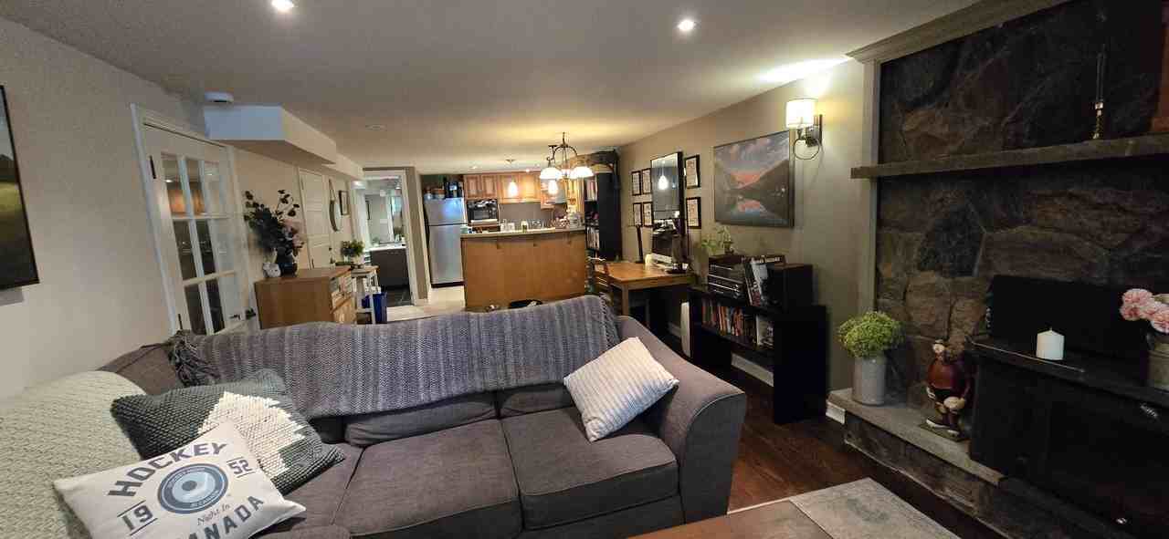 30 Collins Crescent #Bsmt - Photo 4 of 12