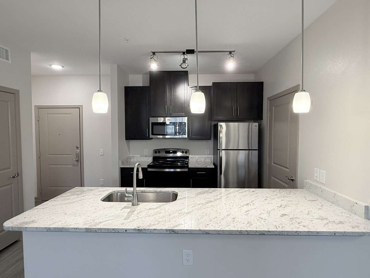 BARONS PARK - Photo 3 of 33