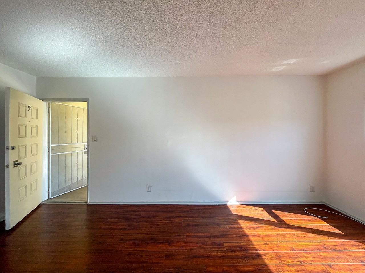 1547 Westgate Ave - Photo 7 of 13