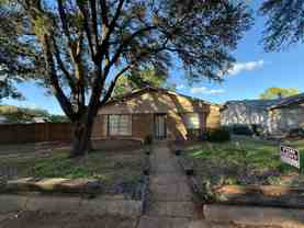 305 Thistle Dr - Photo 1 of 1