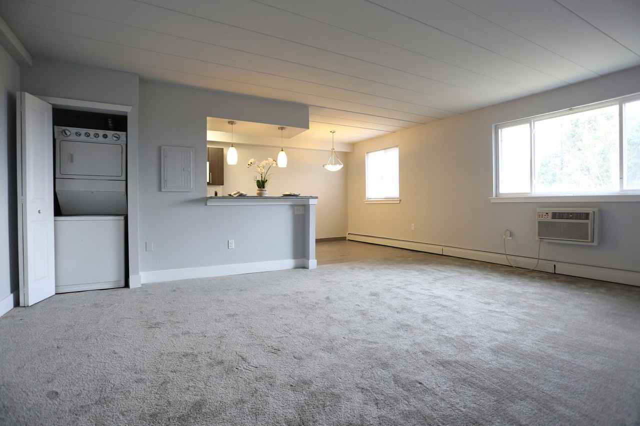 Leverington Court Apartments - Photo 6 of 11