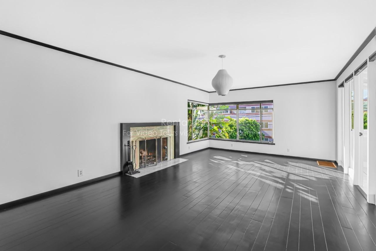 395 Staten Avenue - Photo 5 of 27