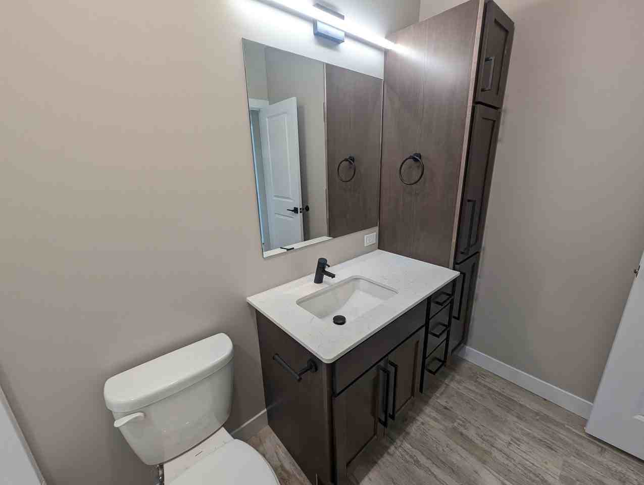 Elm 26 Apartments - Photo 7 of 31