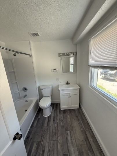 BHRO: 420 Water Street - Photo 6 of 8