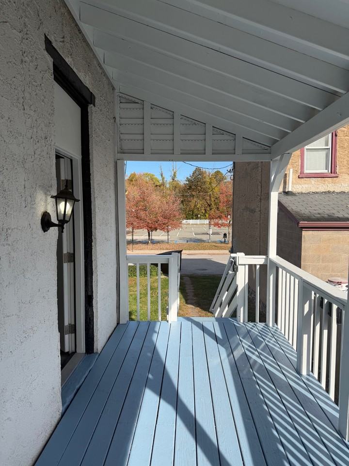 37 Bridge Street - Photo 4 of 39