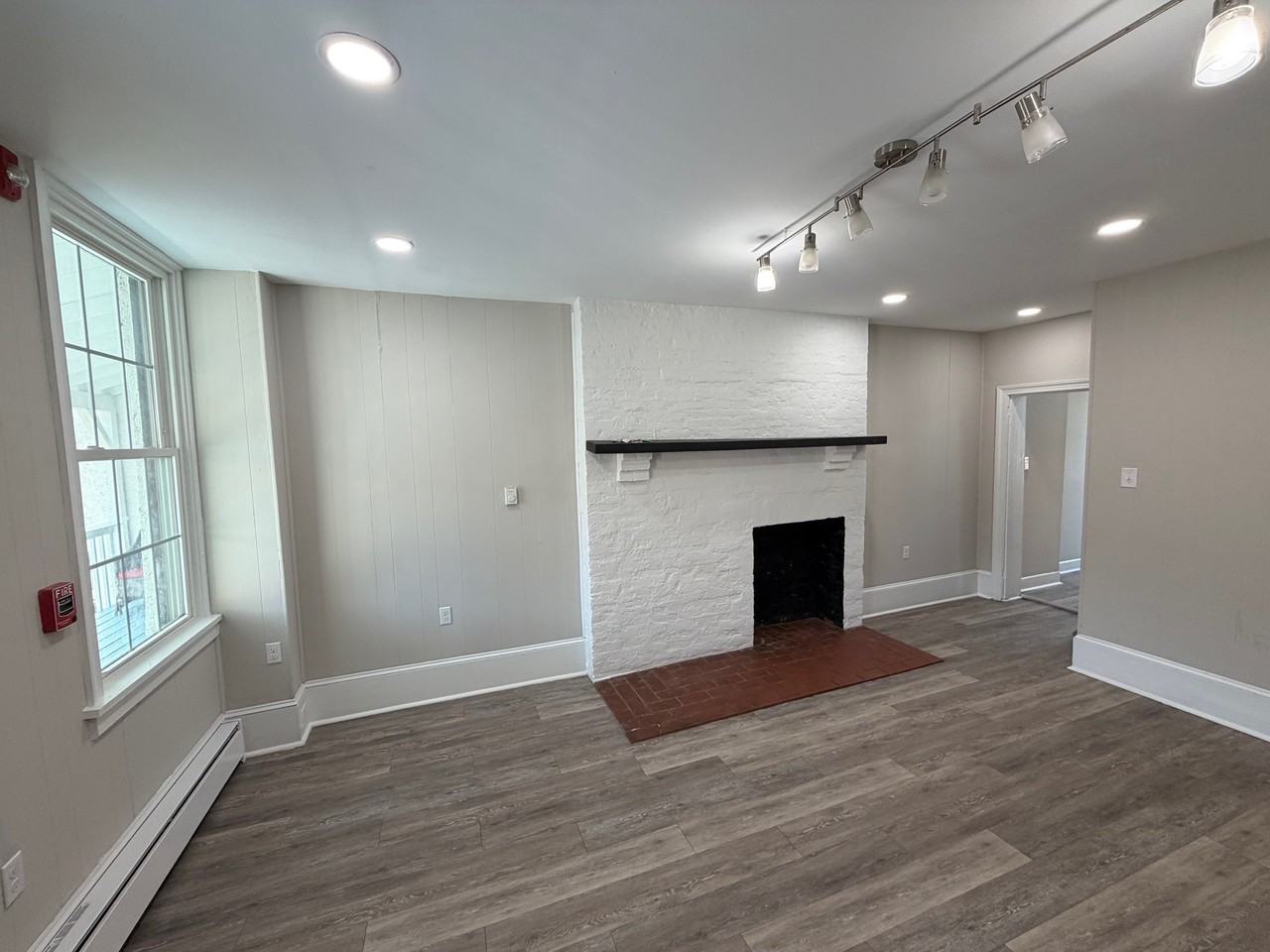 37 Bridge Street - Photo 6 of 39