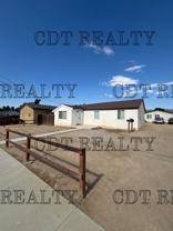 1749p - Photo 1 of 1