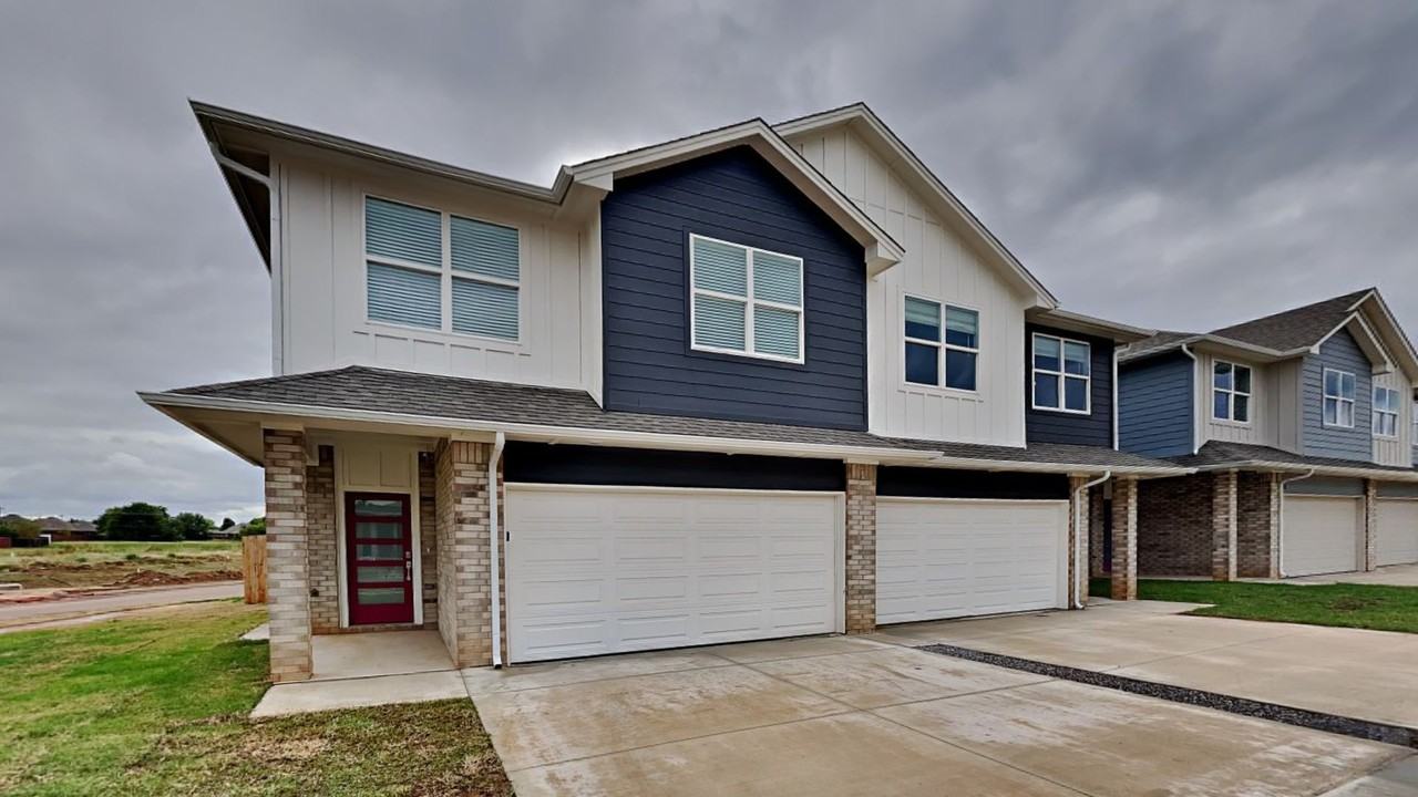 8901 Nw 109th Ln - Photo 3 of 20