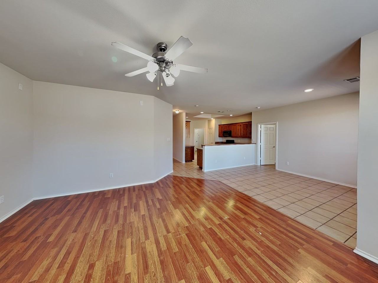 5800 Pearl Oyster Ln - Photo 2 of 20