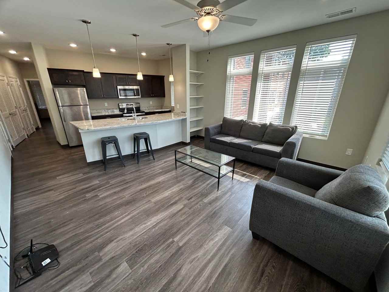 302 E Clark - Photo 3 of 50