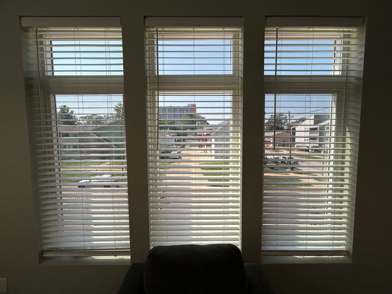 302 E Clark - Photo 7 of 50