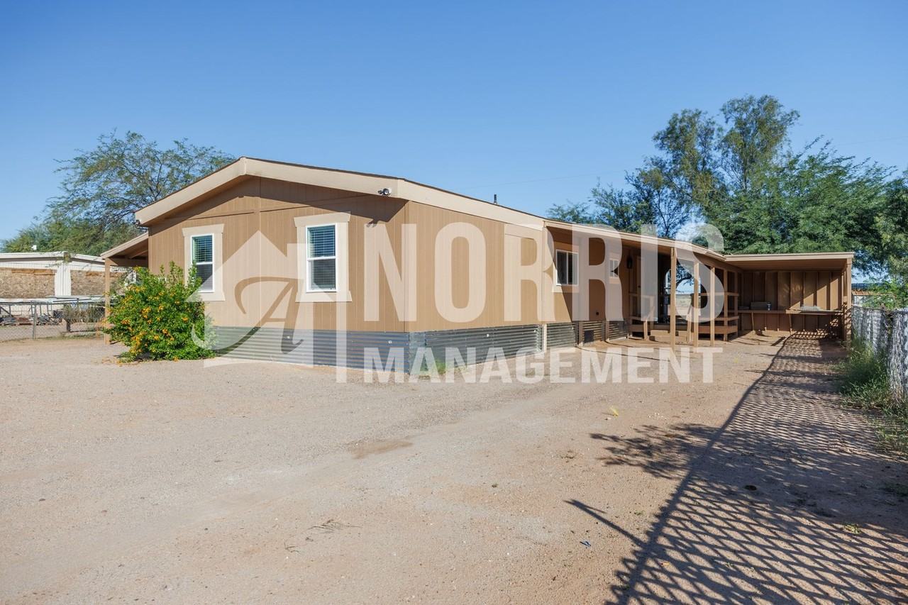 18320 W Carol Ave - Photo 3 of 39