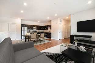 1006 S Indiana Ave #510 - Photo 1 of 1