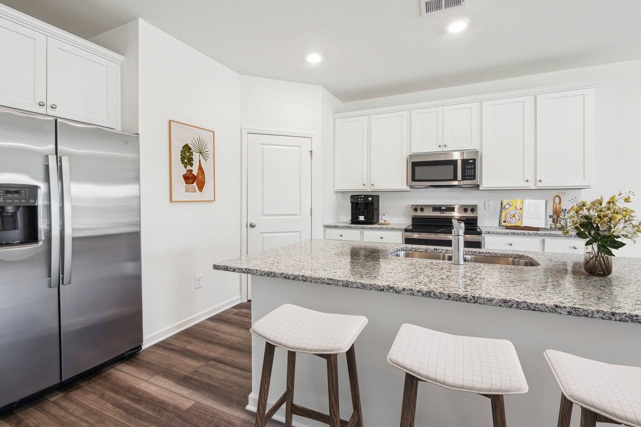 Mulberry Glen - Photo 3 of 54