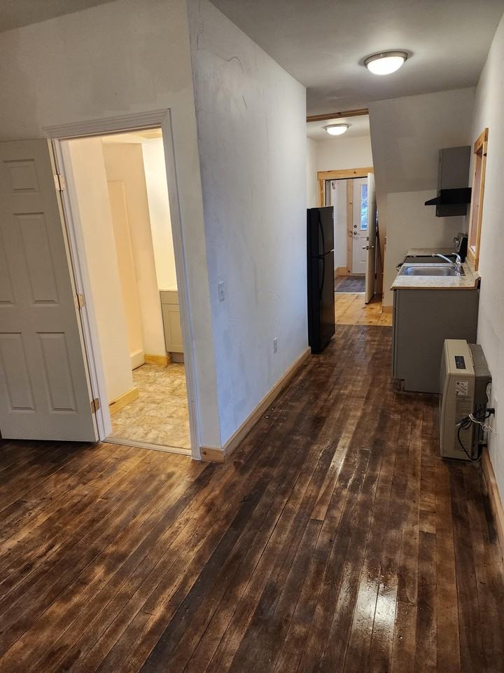 364 S Main Street - Photo 2 of 5