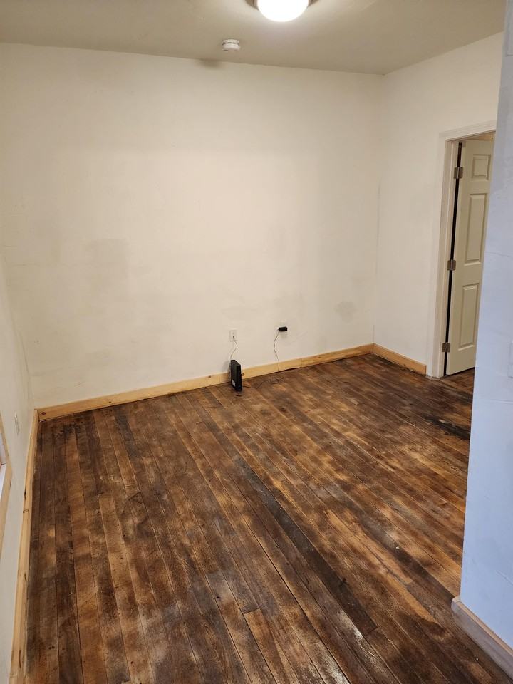 364 S Main Street - Photo 3 of 5
