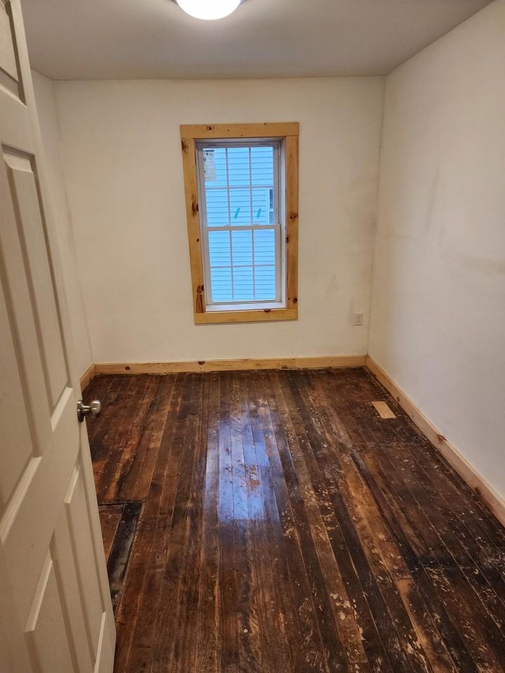 364 S Main Street - Photo 4 of 5