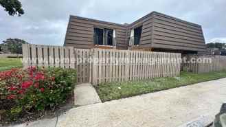 501 5th Ct - Photo 1 of 1