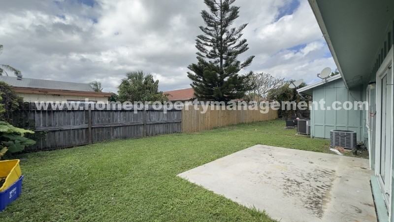 9221 W Highland Pines Dr - Photo 3 of 17