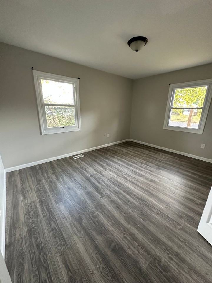 86 Evergreen Dr - Photo 7 of 13