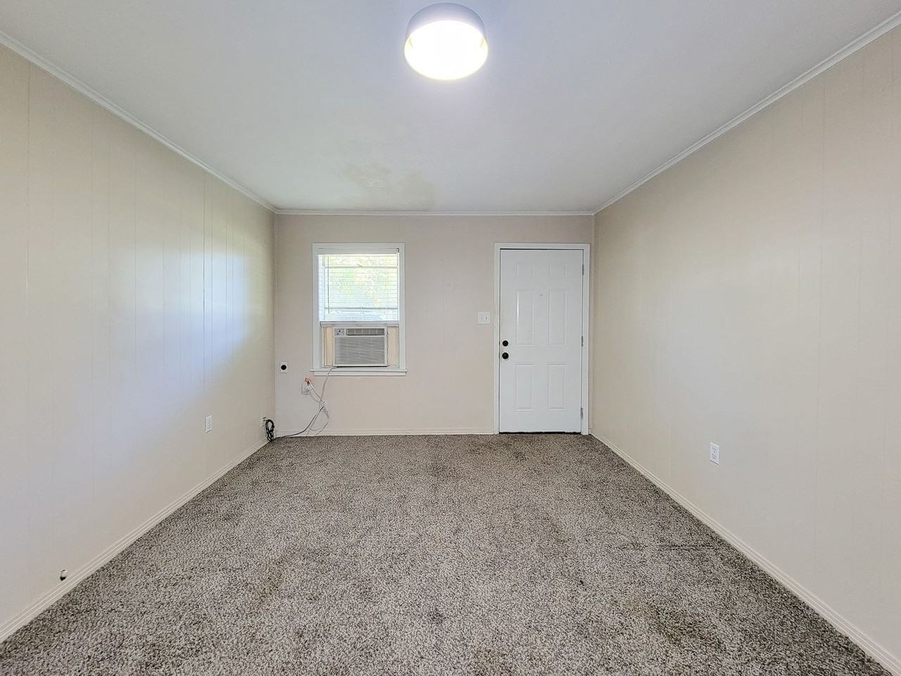 1107 Milam St - Photo 3 of 27