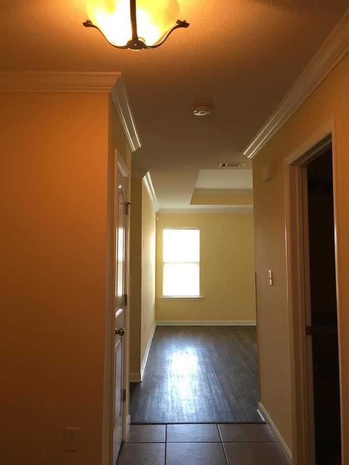 5248 Fortress Cir - Photo 2 of 14