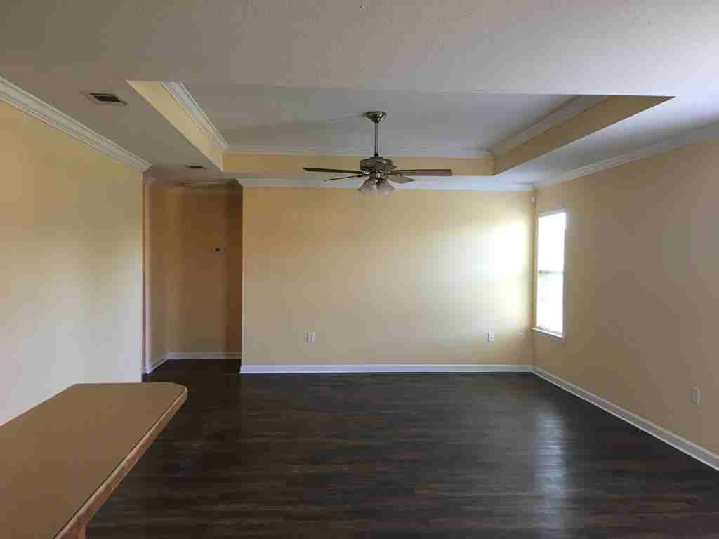 5248 Fortress Cir - Photo 4 of 14