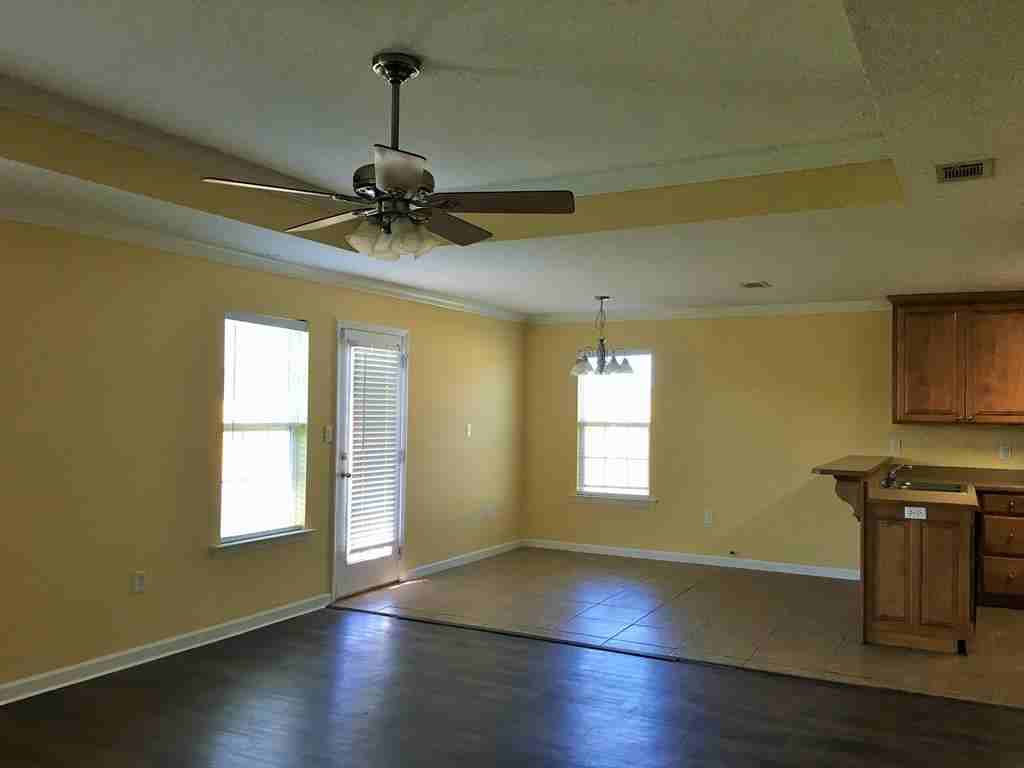 5248 Fortress Cir - Photo 6 of 14