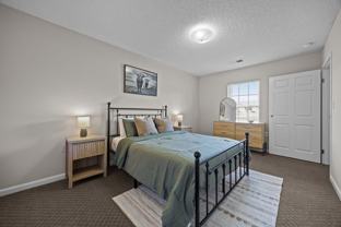 21 Collins Dr #D - Photo 1 of 1