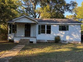 featured image of 1414 Parker St