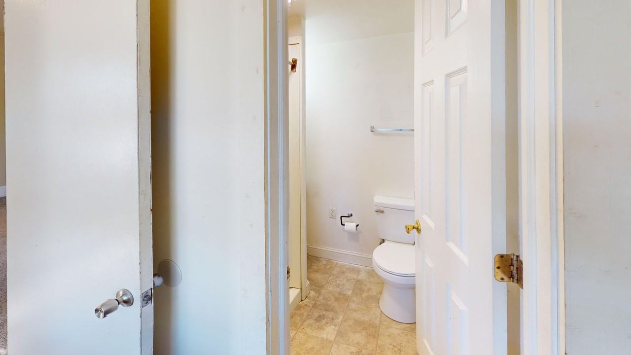 130 Wyle Ave - Photo 3 of 18