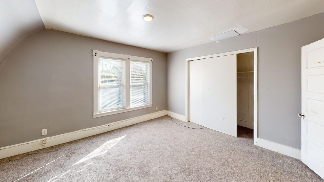 130 Wyle Ave - Photo 5 of 18