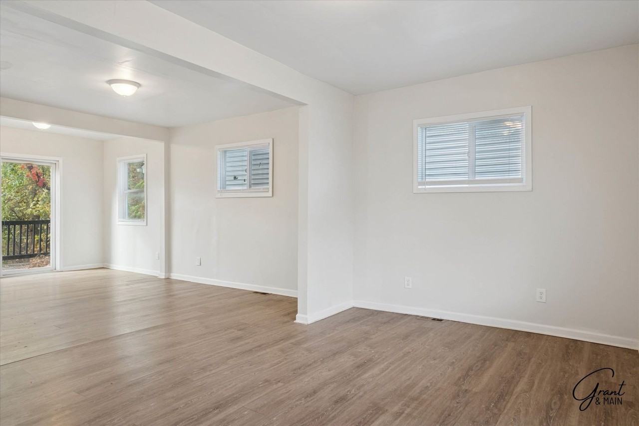 15769 Wildemere St - Photo 3 of 17