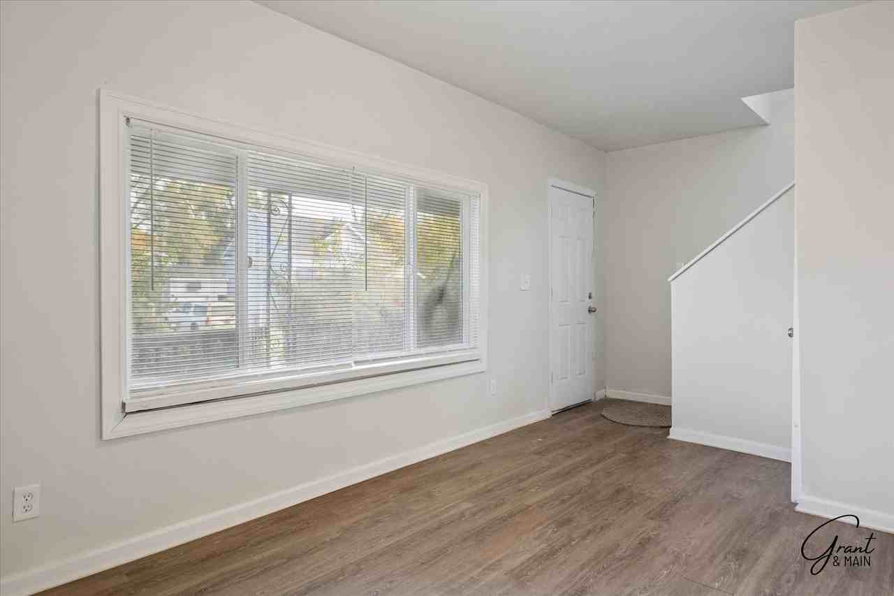 15769 Wildemere St - Photo 5 of 17