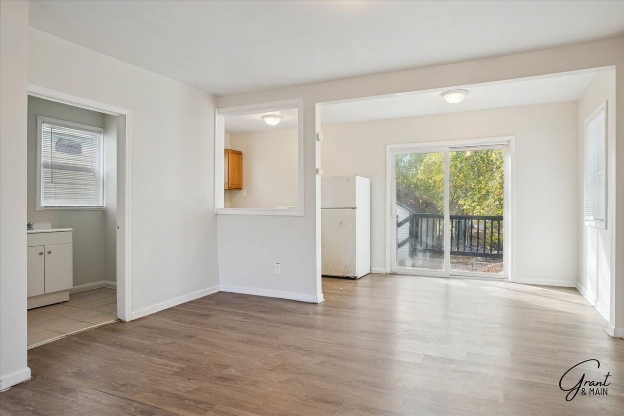 15769 Wildemere St - Photo 6 of 17