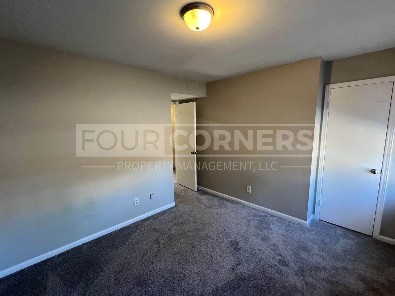 2403 Vanstory St - Photo 6 of 7