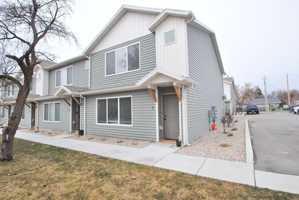 featured image of 229 N Main St