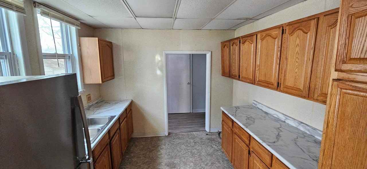 Bodine Properties - Terre Haute - Photo 2 of 13