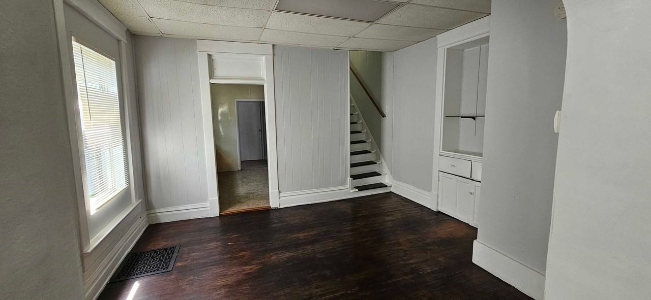 Bodine Properties - Terre Haute - Photo 3 of 13